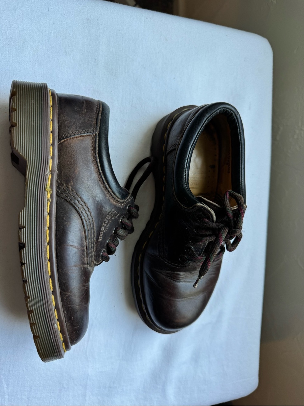 Y2K Dr. Martens Brown Leather Oxford Shoes Chunky Lug Sole England size 3 USA 5